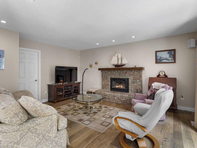 10832 Magnolia Court, Delta, BC, V4E 3L4 - 17