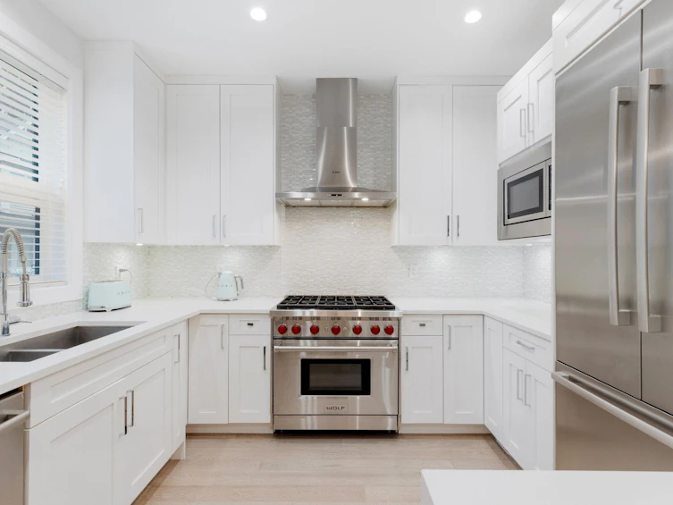 2008 Larson Road, North Vancouver, BC, V7M 0E1 - 10