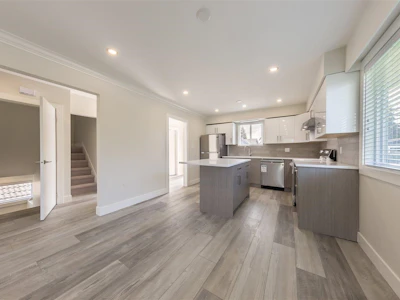 1222 E 12th Avenue - 2