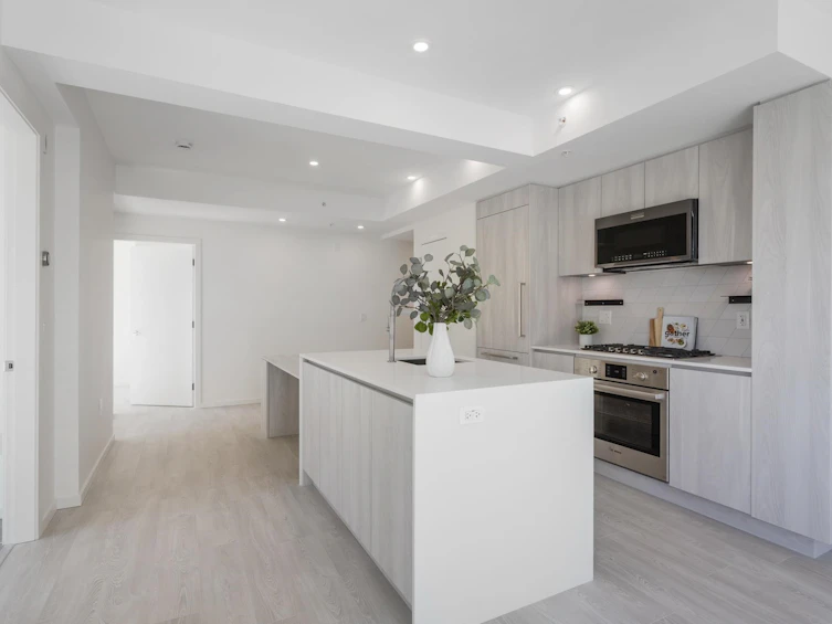 204-3264 Vanness Avenue, Vancouver, BC, V5R 4V3 - 6