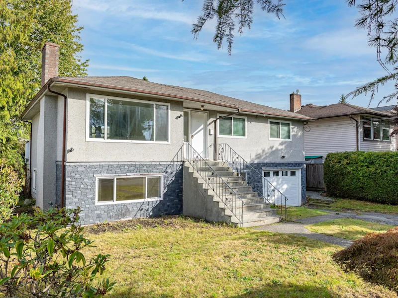 1119 Sprice Avenue, Coquitlam BC V3J 2P3