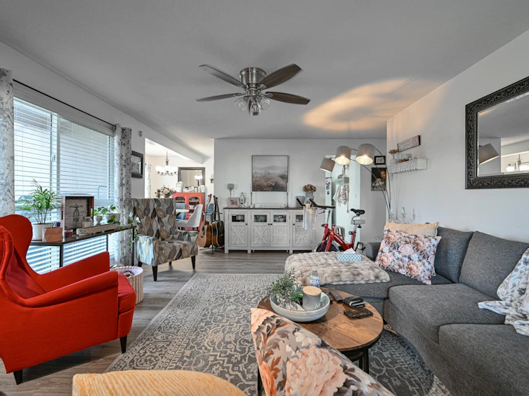 204-14998 101a Avenue, Surrey, BC, V3R 0T1 - 2