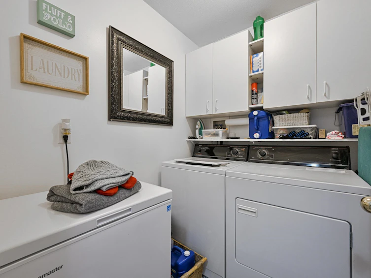 204-14998 101a Avenue, Surrey, BC, V3R 0T1 - 9