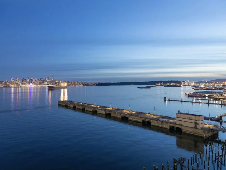 305-185 Victory Ship Way, North Vancouver, BC, V7L 0G2 - 38