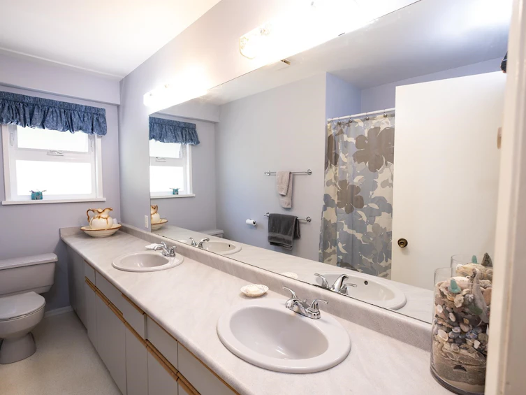 1238 Gower Point Road, Gibsons, BC, V0N 1V3 - 17