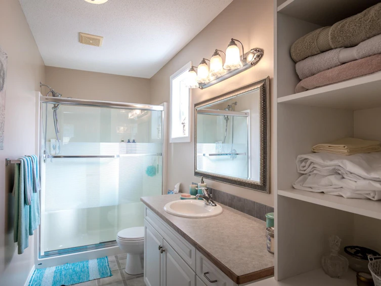 101-4510 Sunshine Coast Highway, Sechelt, BC, V7Z 0T5 - 21