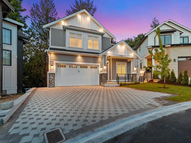 4-35133 Christina Place, Abbotsford, BC, V2S 8H1 - 2