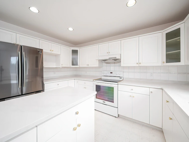 15828 88a Avenue, Surrey, BC, V4N 2X9 - 16