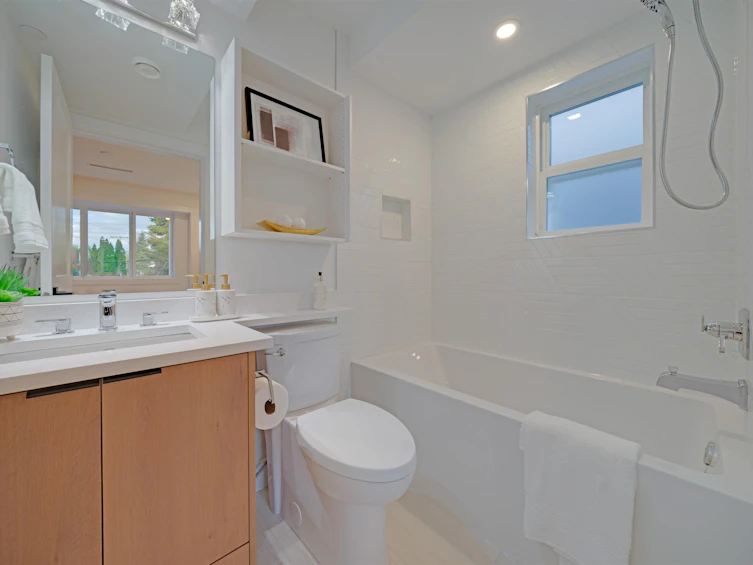 2658 Waterloo Street, Vancouver, BC, V6R 3H7 - 20