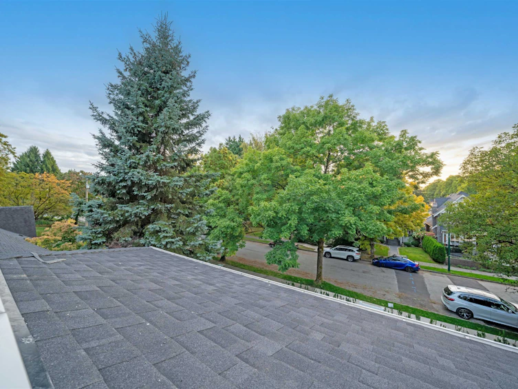 2658 Waterloo Street, Vancouver, BC, V6R 3H7 - 24