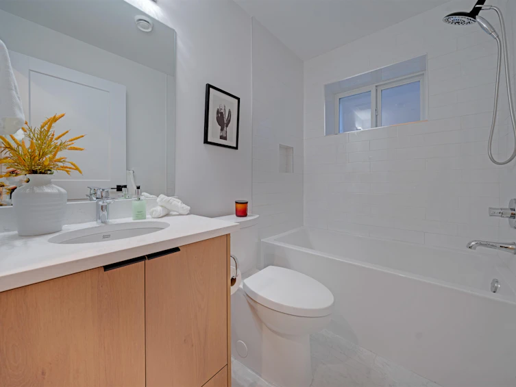 2658 Waterloo Street, Vancouver, BC, V6R 3H7 - 30