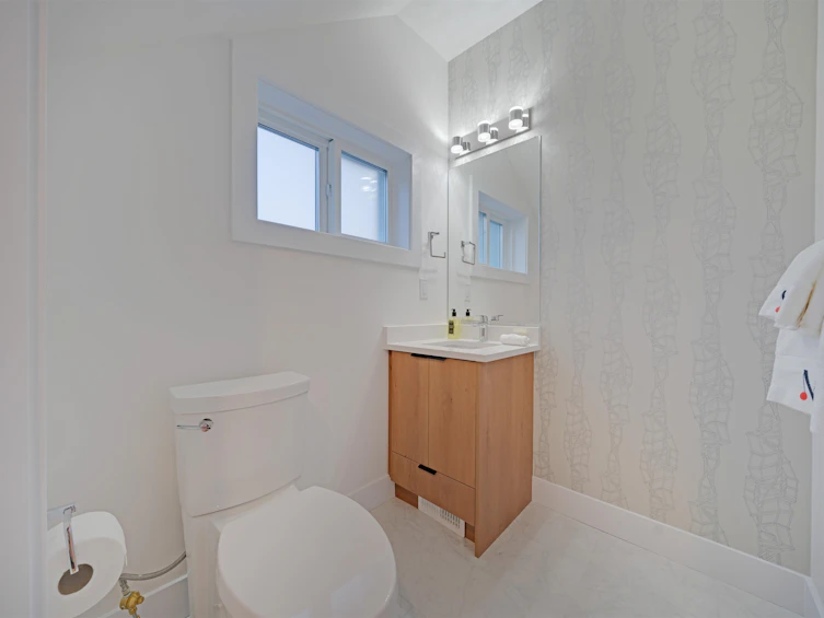 2658 Waterloo Street, Vancouver, BC, V6R 3H7 - 22