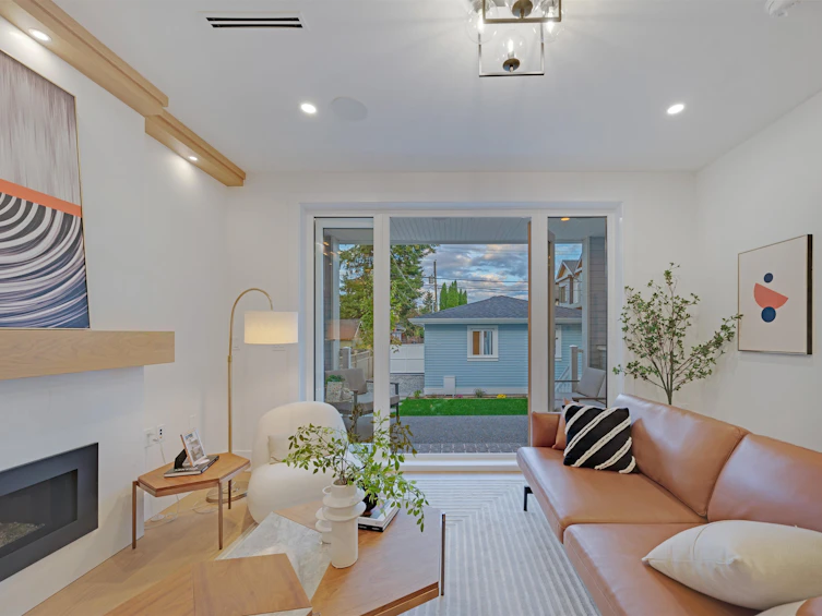 2658 Waterloo Street, Vancouver, BC, V6R 3H7 - 10