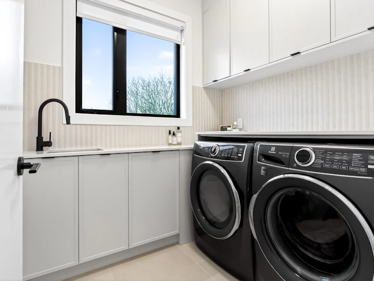 4066 Triumph Street, Burnaby, BC, V5C 1Z2 - 23