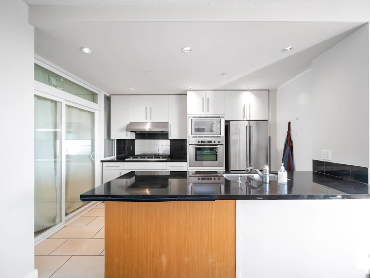 1202-2688 West Mall, Vancouver, BC, V6T 2J8 - 17