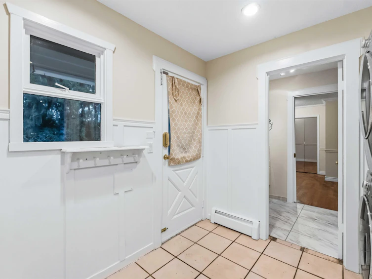17283 20 Avenue, Surrey, BC, V3Z 9N5 - 15