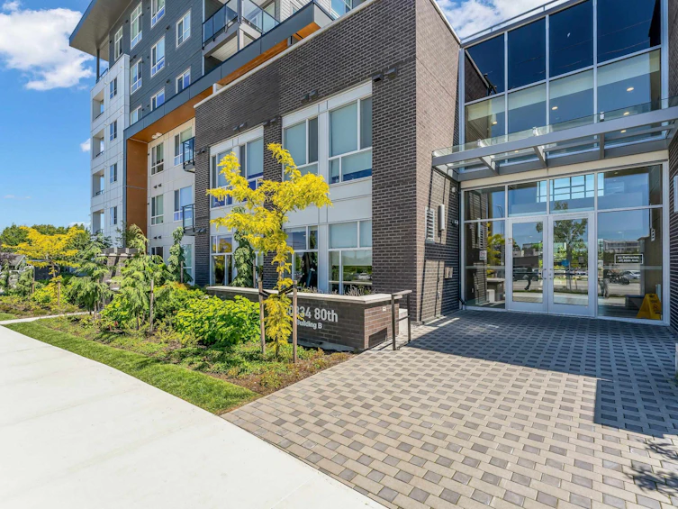 B422-20834 80 Avenue, Langley, BC, V2Y 3M6 - 2