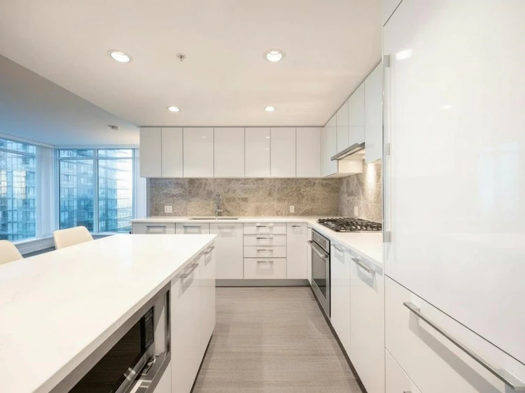 2801-6700 Dunblane Avenue, Burnaby, BC, V5H 0J3 - 4