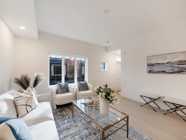 208-918 W 32nd Street, Vancouver, BC, V5Z 2K2 - 13