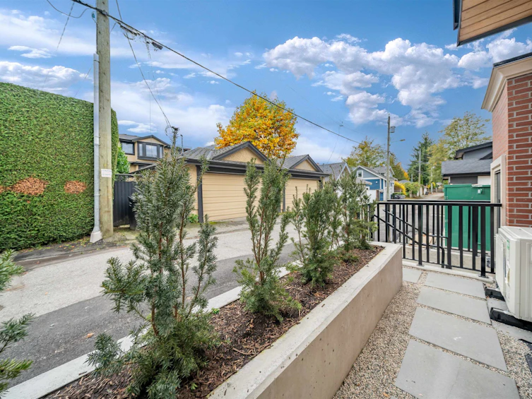 110-918 W 32rd Avenue, Vancouver, BC, V5Z 2K2 - 34