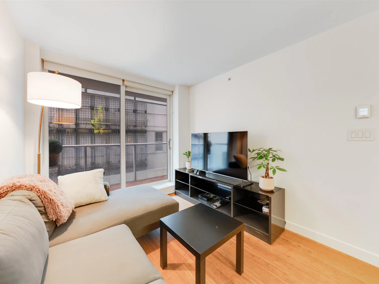 1103-777 Richards Street, Vancouver, BC, V6B 0M6 - 10