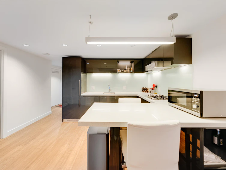 1103-777 Richards Street, Vancouver, BC, V6B 0M6 - 9