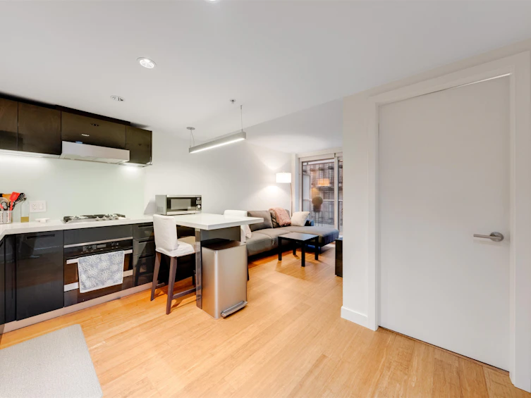 1103-777 Richards Street, Vancouver, BC, V6B 0M6 - 5