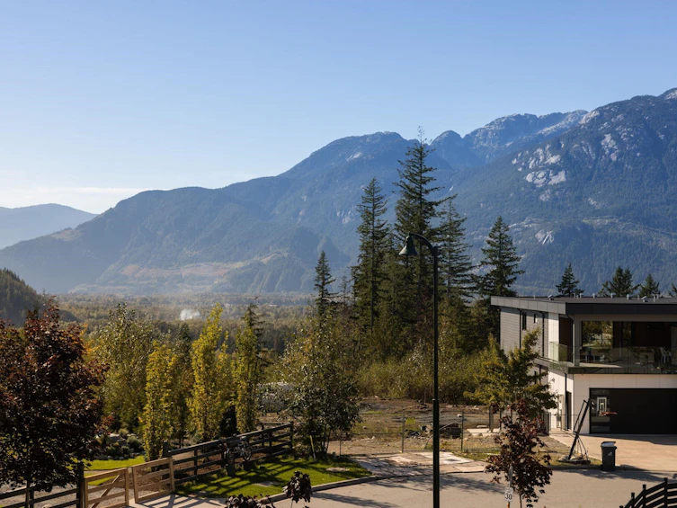 2943 Huckleberry Drive, Squamish, BC, V8B 1B2 - 33