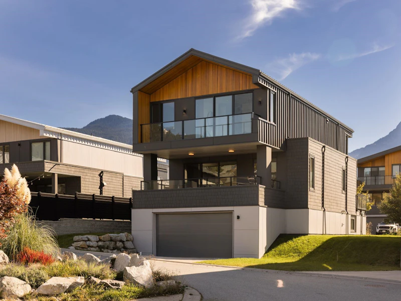 2943 Huckleberry Drive, Squamish BC