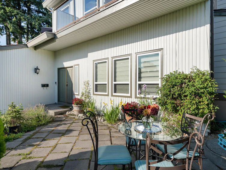 7680 Barrymore Drive, Delta, BC, V4C 4C7 - 2