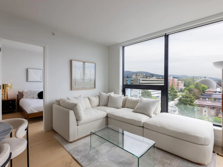 901-135 E 13th Street, North Vancouver, BC, V7L 0J8 - 2