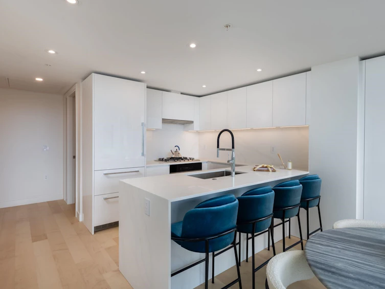901-135 E 13th Street, North Vancouver, BC, V7L 0J8 - 6