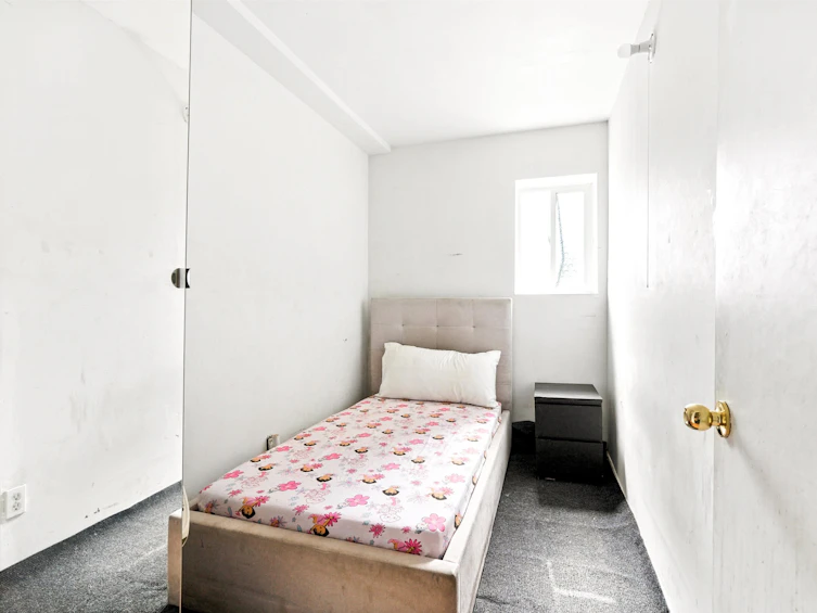 4987 Hoy Street, Vancouver, BC, V5R 4N6 - 18