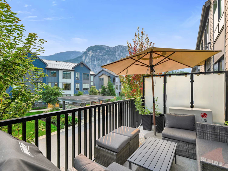 38053 Helm Way, Squamish, BC, V8B 2A1 - 14