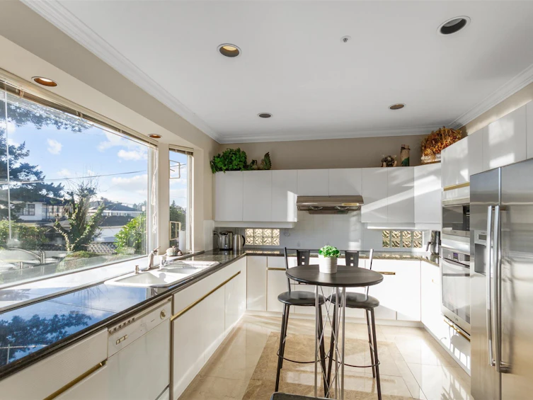 1028 W 51st Avenue, Vancouver, BC, V6P 1C3 - 8