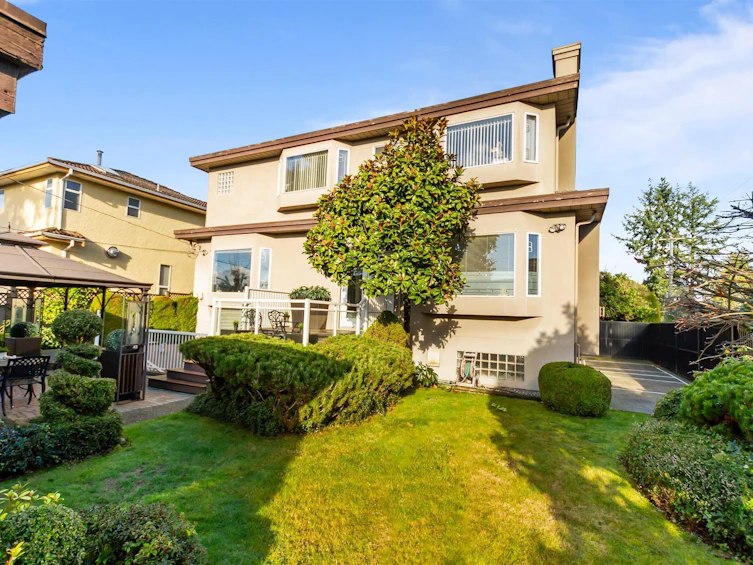 1028 W 51st Avenue, Vancouver, BC, V6P 1C3 - 30