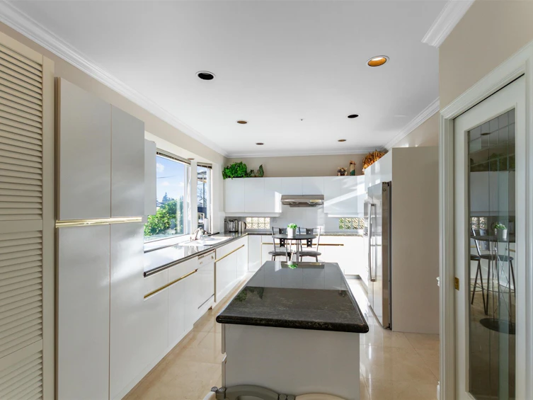 1028 W 51st Avenue, Vancouver, BC, V6P 1C3 - 7