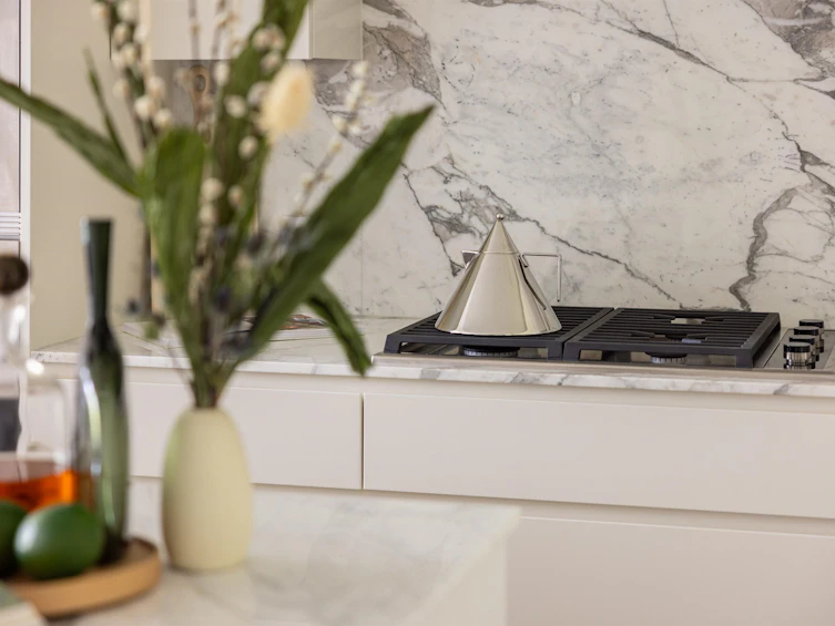 309-3668 W 10th Avenue, Vancouver, BC, V6R 0G4 - 3