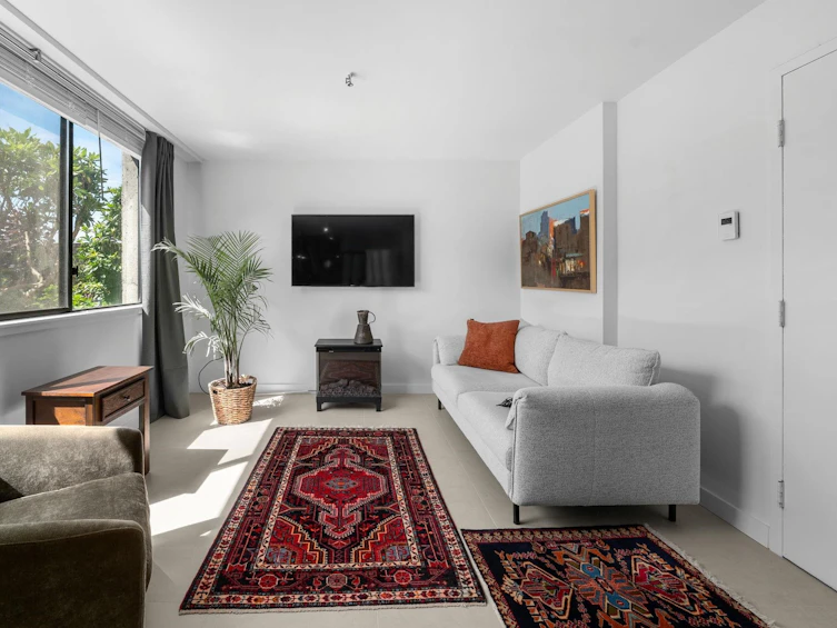101A-460 14th Street, West Vancouver, BC, V7T 2W1 - 3