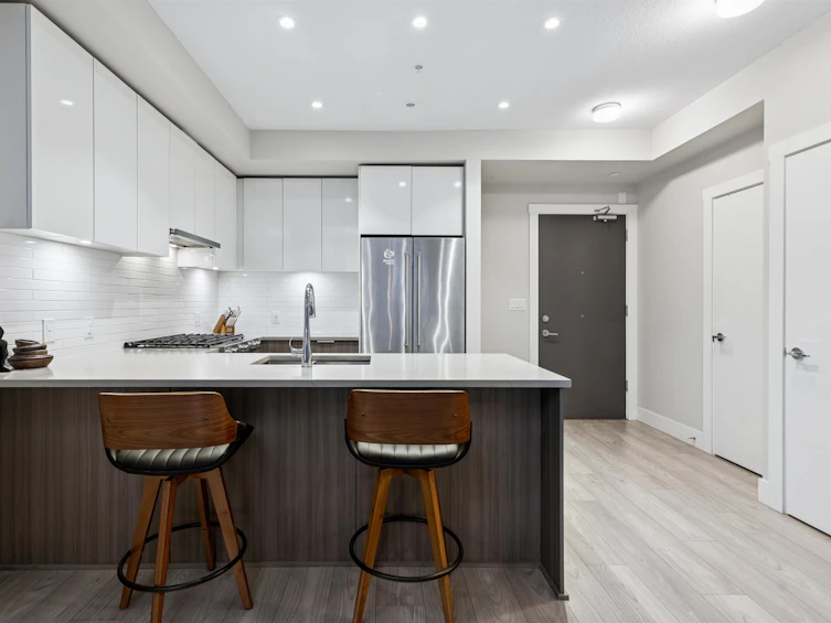 202-3588 Sawmill Crescent, Vancouver, BC, V5S 0H5 - 3