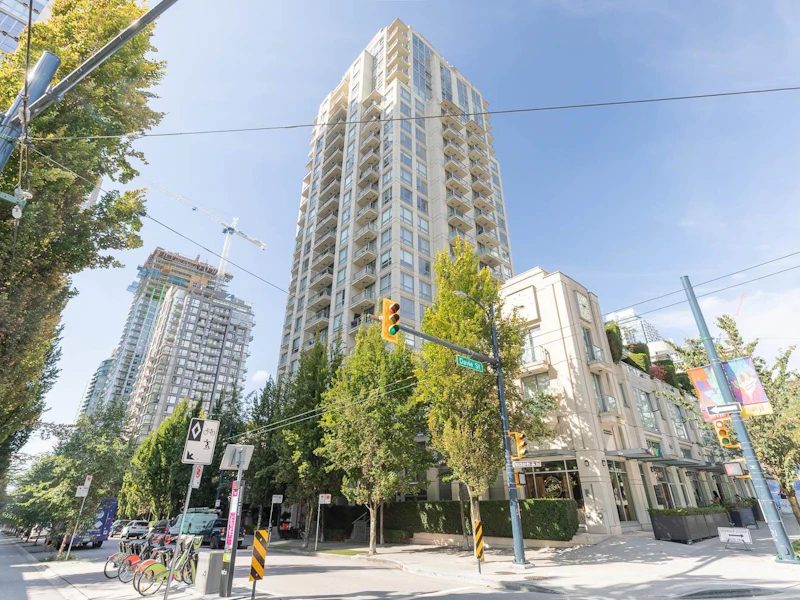 809 - 1225 Richards Street, Vancouver BC V6B 1E6
