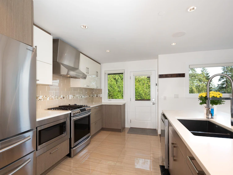 2867 Panorama Drive, North Vancouver, BC, V7G 1V7 - 11