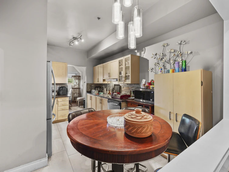 202-7288 No. 3 Road, Richmond, BC, V6Y 3Y1 - 14