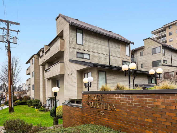408-1363 Clyde Avenue, West Vancouver, BC, V7T 2W9