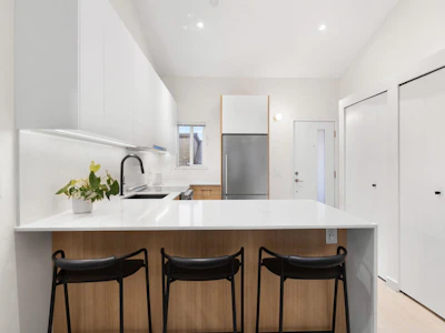 408-1363 Clyde Avenue - 5
