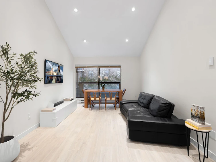 408-1363 Clyde Avenue, West Vancouver, BC, V7T 2W9 - 6