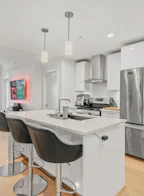 628 723 W 3rd Street