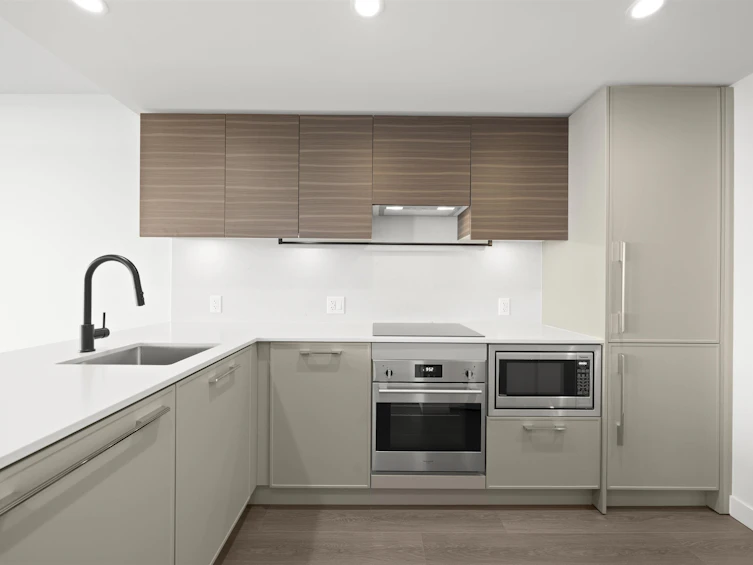 3011-13745 George Junction, Surrey, BC, V3T 4Y3 - 11