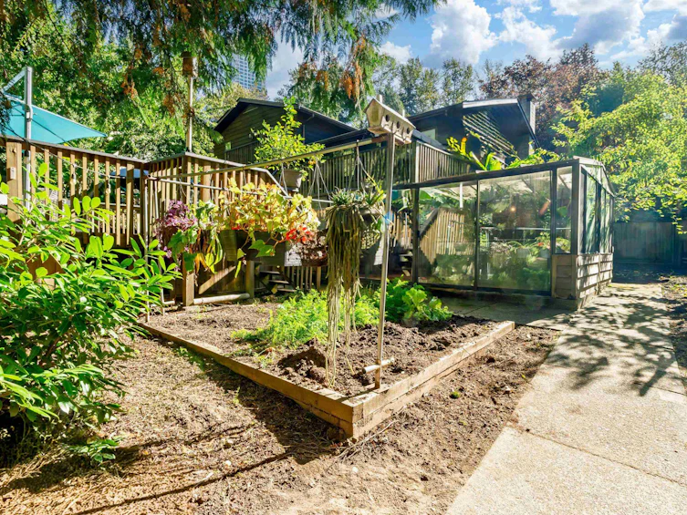 2475 Norcrest Court, Burnaby, BC, V3J 1C7 - 38
