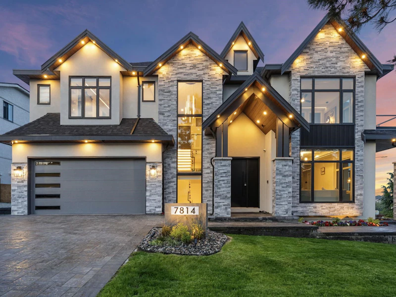 7814 167a Street, Surrey BC V4N 0L9